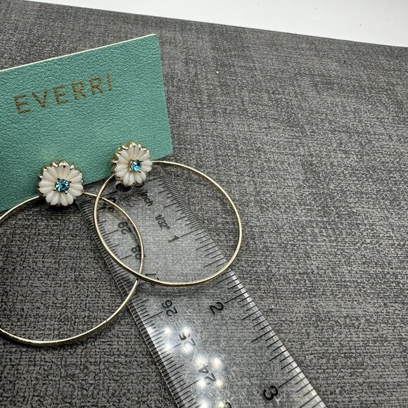 Everri White Blue Flower Hoop Earrings Rhinestone Glass Gold Tone Statement - Picture 7 of 8